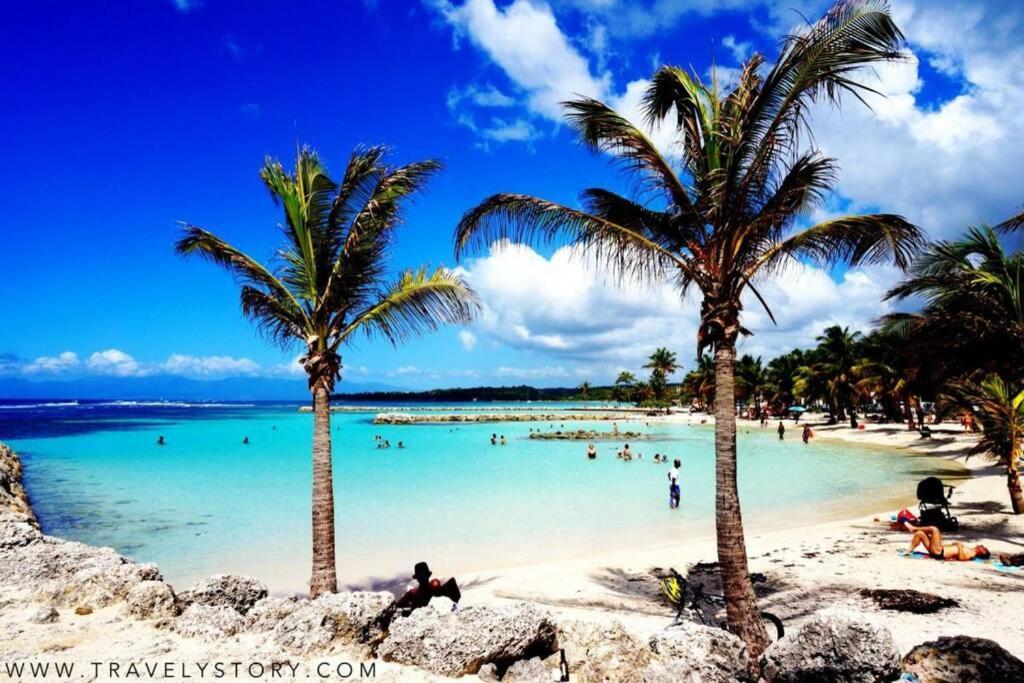 Gite Cajou Dans Jardin Tropical Ventile A Sainte-Anne Exteriör bild