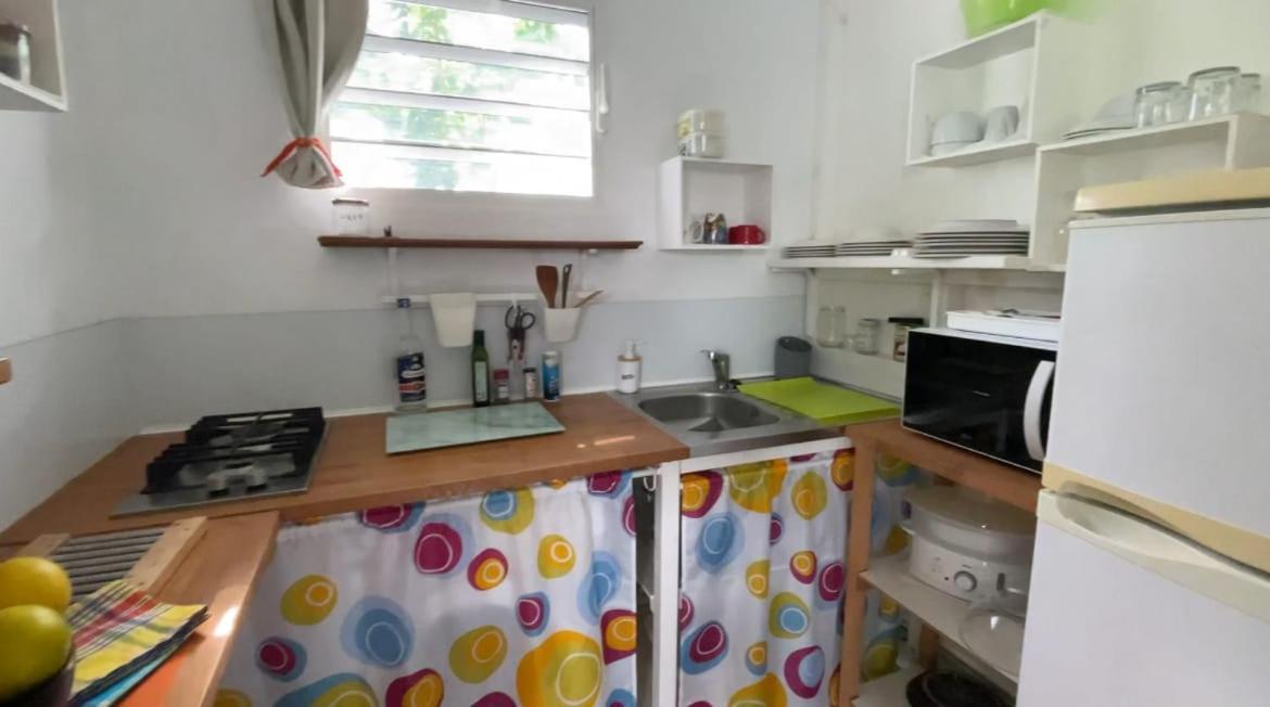 Gite Cajou Dans Jardin Tropical Ventile A Sainte-Anne Exteriör bild